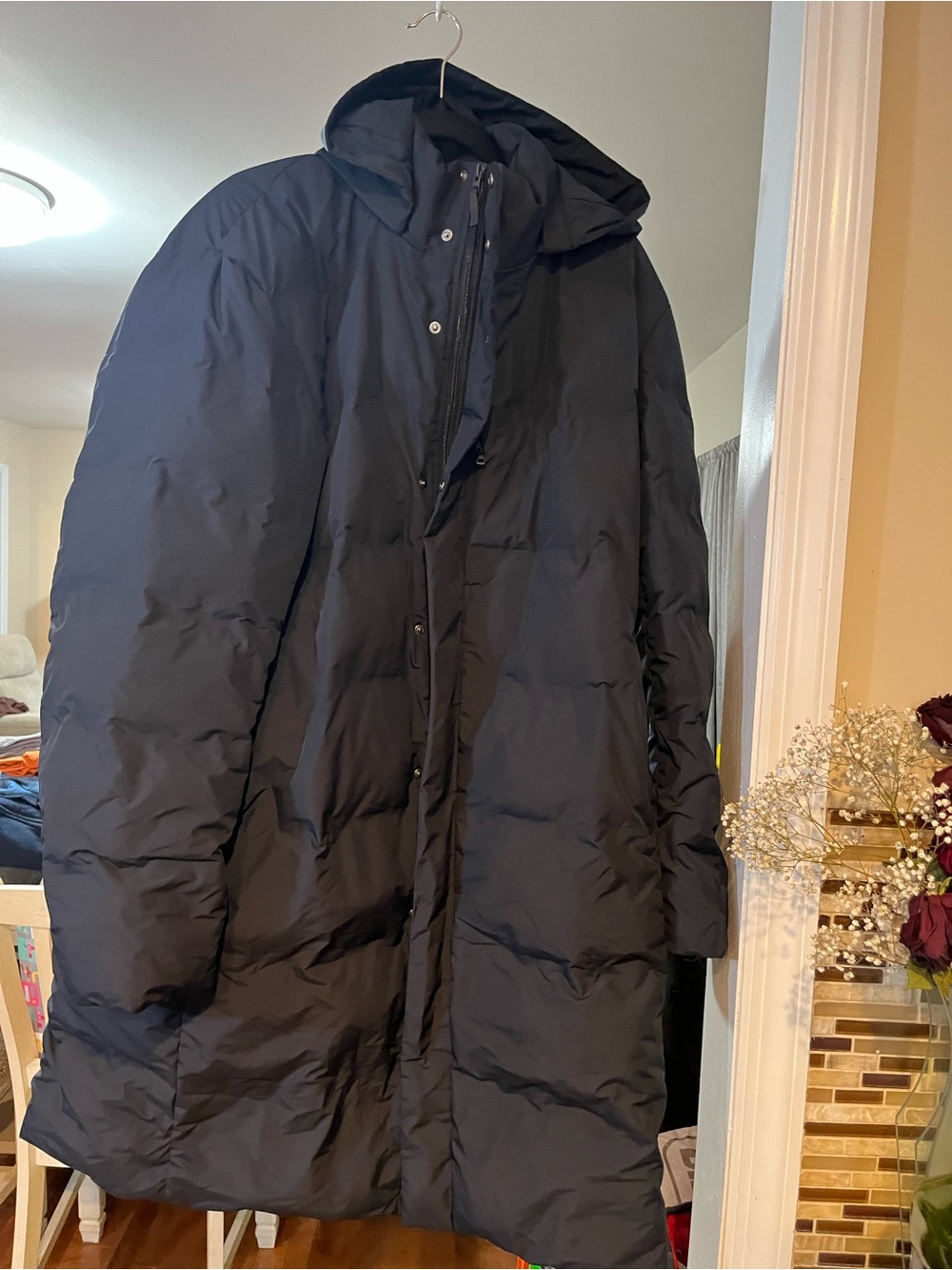 Uniqlo unisex removable Hooded Puffer Coat size XL like new